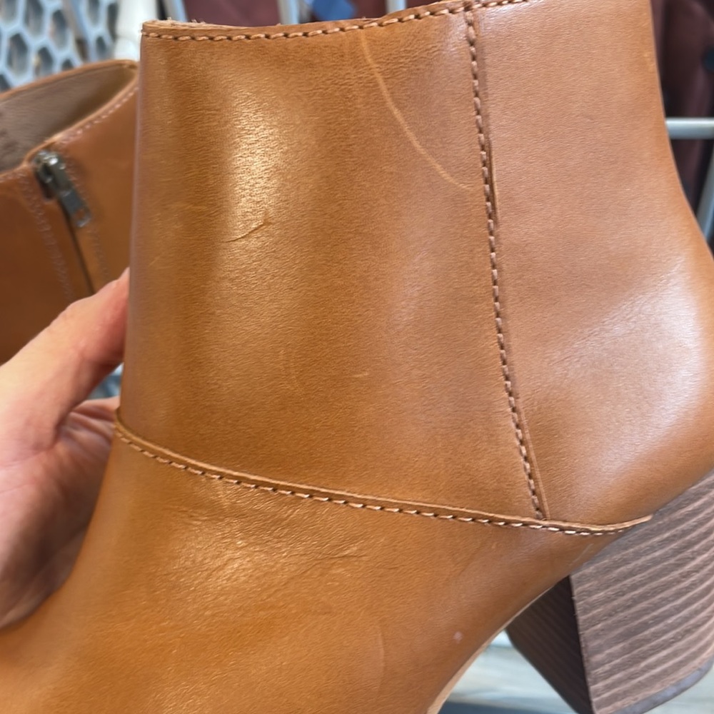 Tan Madewell booties size 7 - Picture 4 of 4